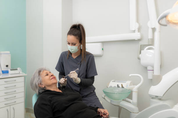 Best Broken or Cracked Tooth Emergency Dentist in Cleburne, TX